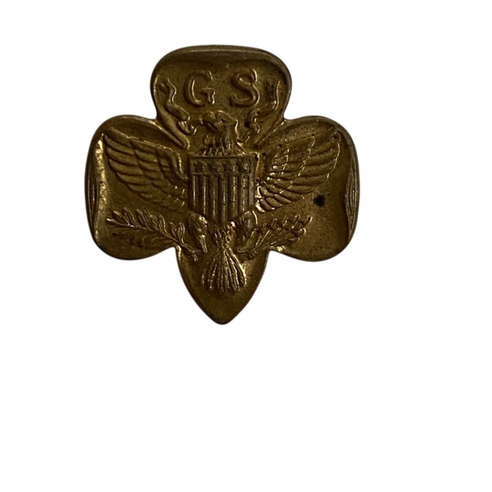 Vintage Girl Scout Pin - Collectible Memorabilia